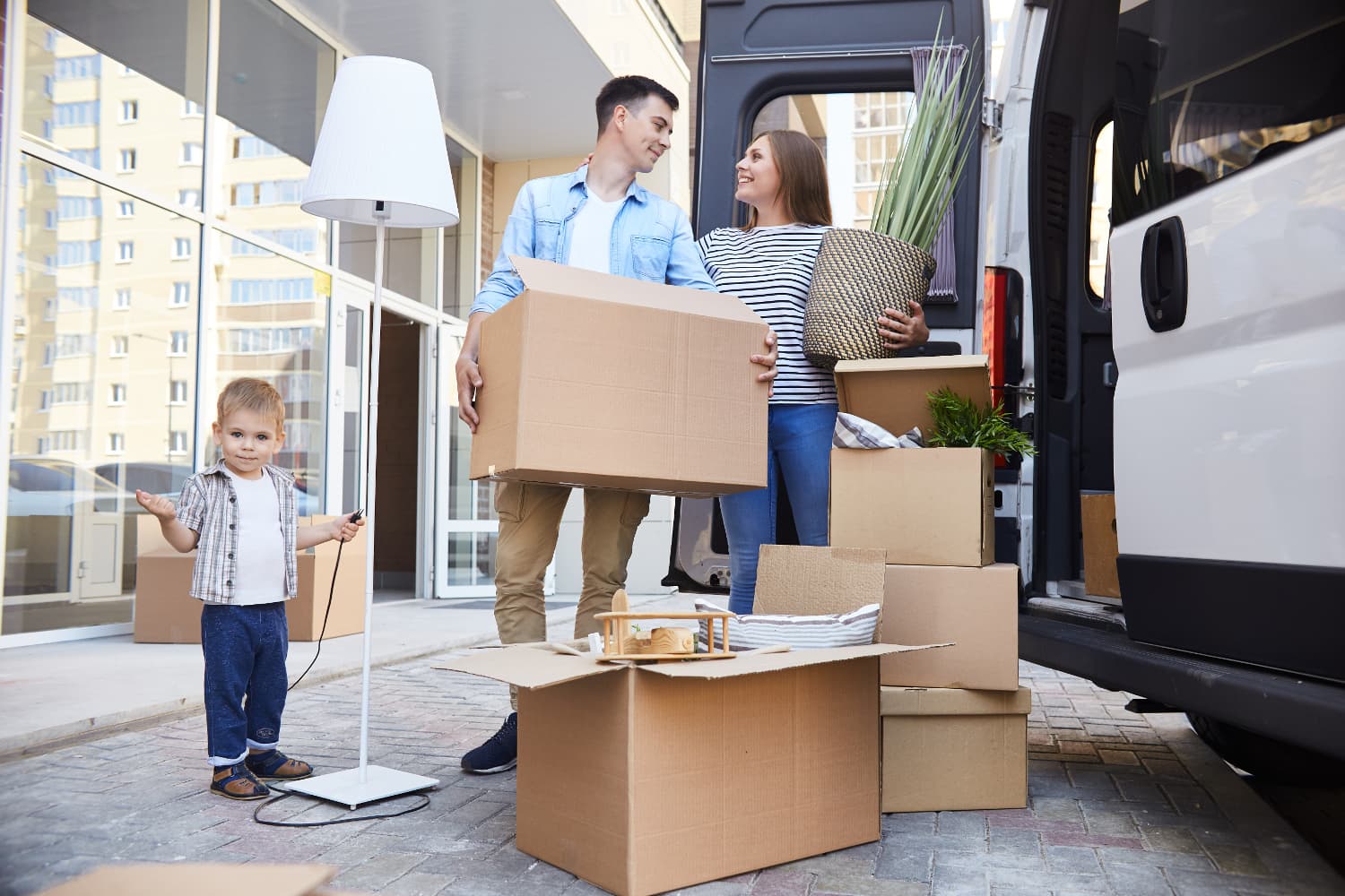 What to Do with Your Furniture When Moving to Boston